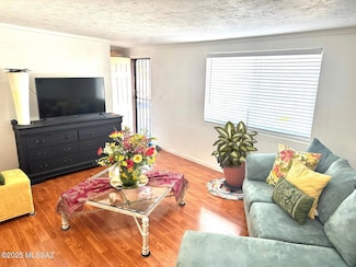 1453 W Roger Rd, Tucson, AZ 85705