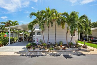 6950 46th Ave N Unit 21, Saint Petersburg, FL 33709