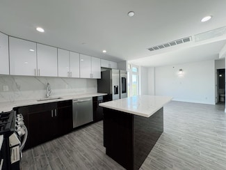 65-18 Austin St Unit 8H, Rego Park, NY 11374