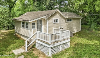 5802 N Broadway St, Knoxville, TN 37918