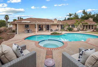 1267 Laura Ln, Escondido, CA 92025