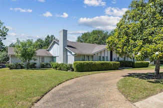 6908 Heatherknoll Dr, Dallas, TX 75248