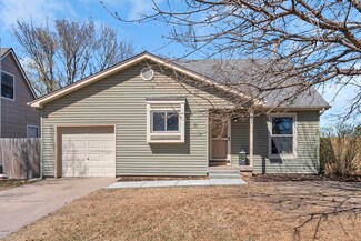 2077 S Fieldcrest St, Wichita, KS 67209
