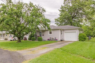 1021 Luzerne St, Highland, IL 62249