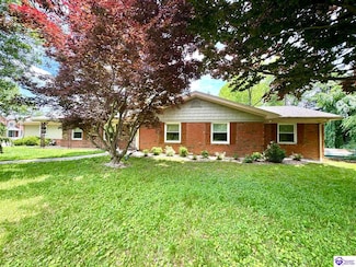 302 Pinecrest Dr, Elizabethtown, KY 42701