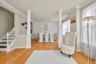 8 Cambridge Dr, Danbury, CT 06811