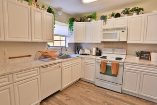 92 5th Ave Unit 10, Shalimar, FL 32579