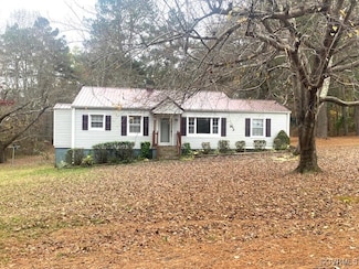 18 W 3rd Ave, Alberta, VA 23821