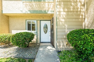 8335 Grenoble St Unit 27, Sunland, CA 91040