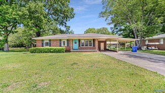 703 Angus St, Athens, AL 35611