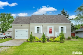 310 N 5th St, Dunlap, IL 61525