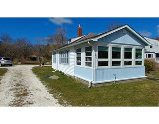 761 Pearse Rd, Swansea, MA 02777