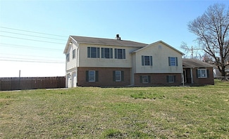 636 E National Pike, Washington, PA 15301