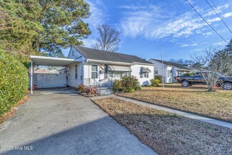 206 Meekins St, Elizabeth City, NC 27909