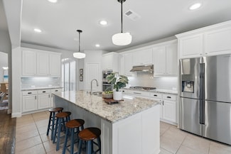 801 Patio St, Aubrey, TX 76227