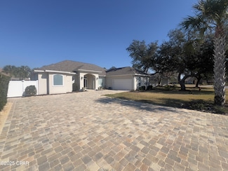 150 Legend Lakes Dr, Panama City, FL 32408