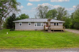 7355 E Wise Rd, Argenta, IL 62501
