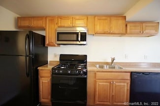 127 Harbor Ave Unit 11, Norwalk, CT 06850