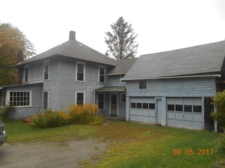 92 River Rd, Charlestown, NH 03603