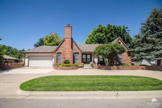 414 Hawthorne Dr, Junction City, KS 66441