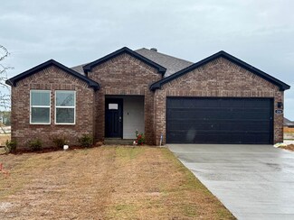 284 Alyece Ln, Hensley, AR 72065