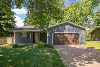 13526 Narcissus St NW, Andover, MN 55304