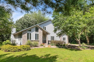 N6215 3rd Dr, Plainfield, WI 54966