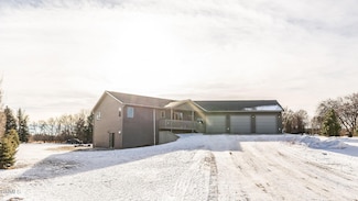 1401 Bliss Ave, Bismarck, ND 58503