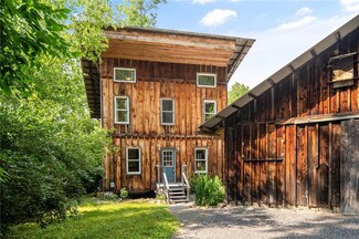 62 Mount Pleasant Rd, Ithaca, NY 14850