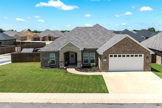 538 Limestone Cir, Mabank, TX 75147