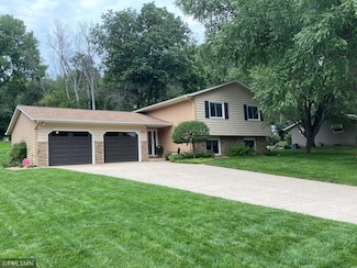 4616 Valley View Dr, Red Wing, MN 55066