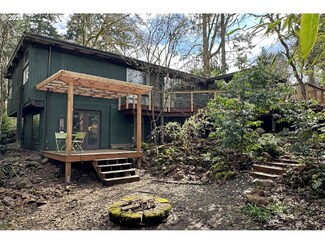 155 W 35th Place, Eugene, OR 97405