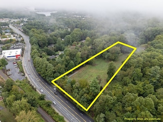 1945 Hendersonville Rd, Asheville, NC 28803