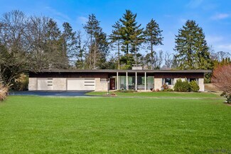 2288 Benchmark Ln, Johnstown, PA 15905