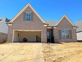 130 Dogwood Spring Dr, Oakland, TN 38060