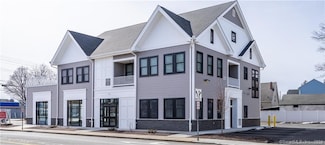 77 Whiting St Unit 2C, Plainville, CT 06062
