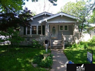 1019 S 34th St, Lincoln, NE 68510