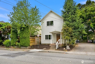 1609 F St, Bellingham, WA 98225