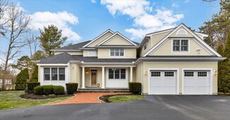24 Pleasant Park Dr, Mashpee, MA 02649