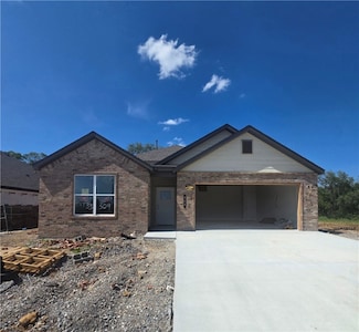 309 W Hondo St, Siloam Springs, AR 72761