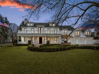 615 Easton Ave, Geneva, IL 60134
