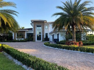 13770 Mustang Trail, Southwest Ranches, FL 33330