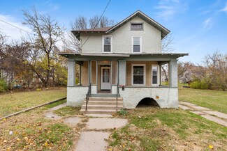 1315 Andrews St, Rockford, IL 61101