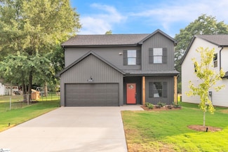 120 Somerset St, Greenville, SC 29611