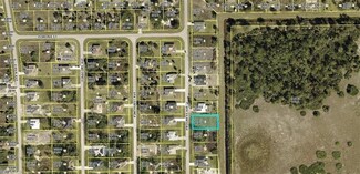 425 Progress Ave, Lehigh Acres, FL 33974