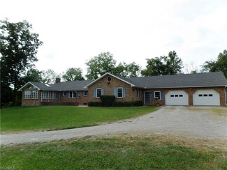 3627 N Mcgovern Ave NW, McConnelsville, OH 43756