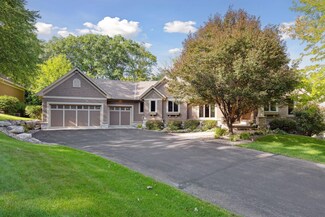 6065 High Pointe Rd, Excelsior, MN 55331