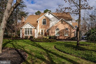 6 Monroe Ct, Southampton, NJ 08088