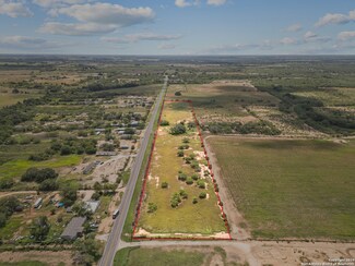 2935 Fm 1333, Poteet, TX 78065