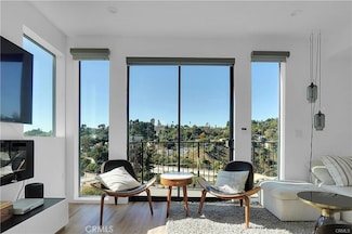 1960 Walcott Way Unit A, Los Angeles, CA 90039